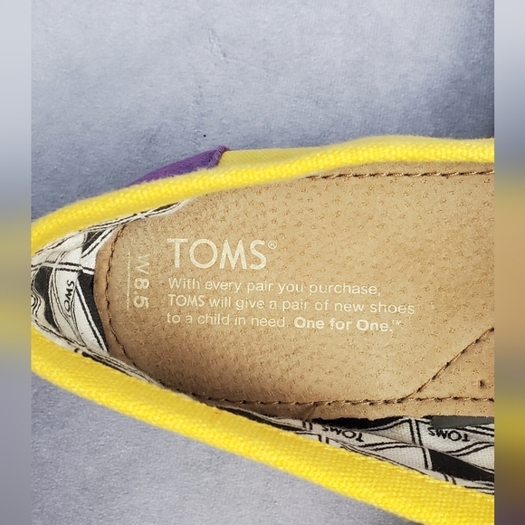 TOMS Collegiate Purple & Yellow Slip On ECU or LSU Fans Size 8.5W - Picture 11 of 11